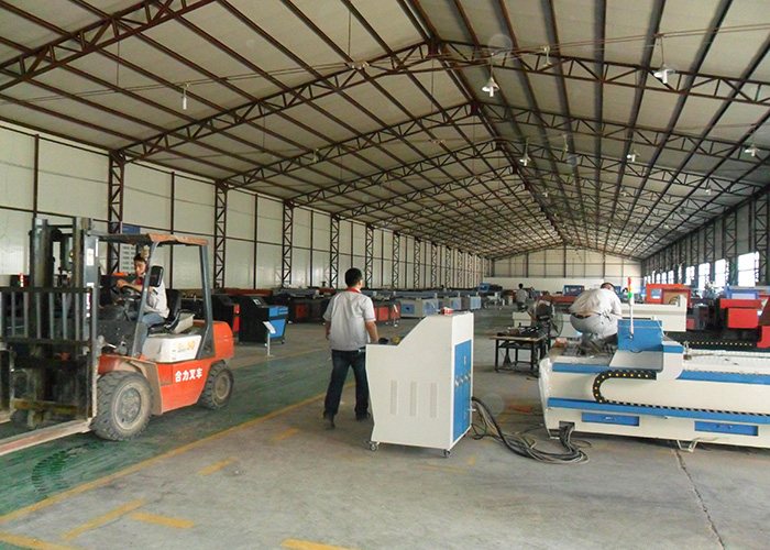 亞鈦自動化科技整機(jī)包裝車間